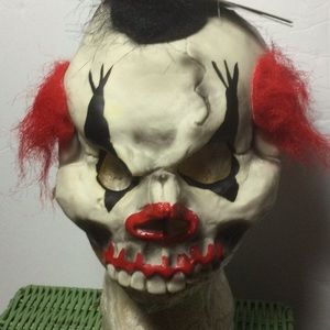 Creepy clown Halloween mask